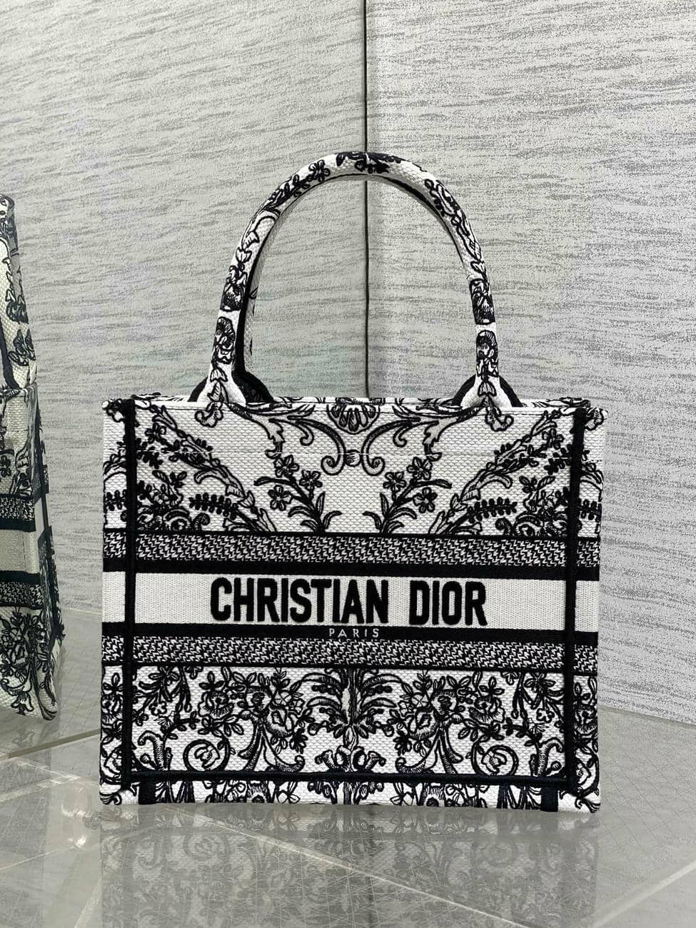 2025New Tote 0017
